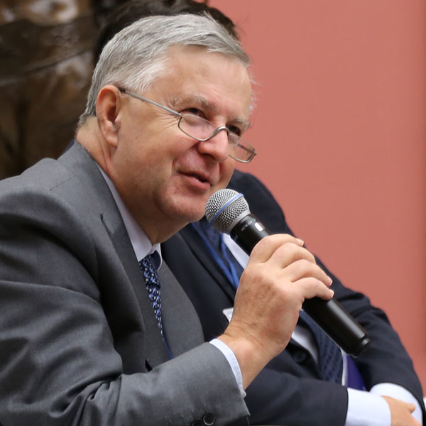 prof. dr hab. Tomasz Grodzicki
